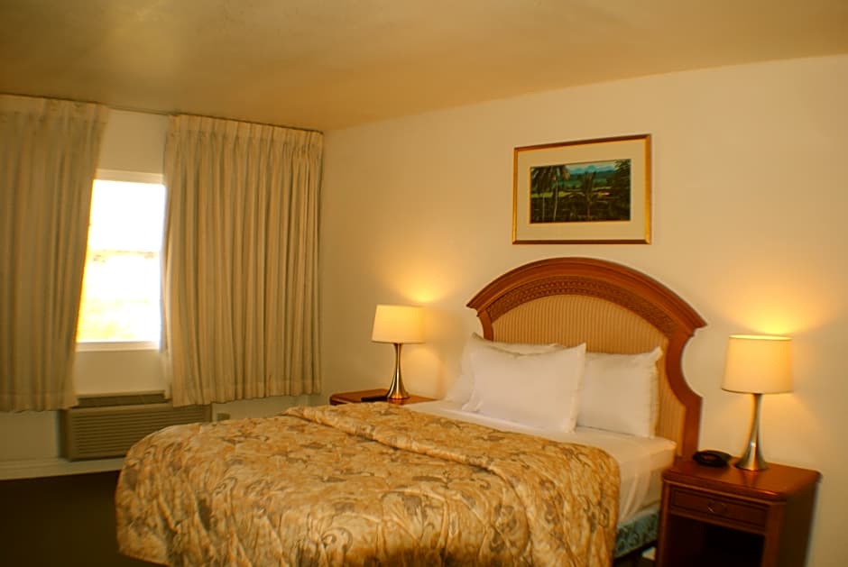 Super 8 by Wyndham Las Vegas North Strip/Fremont St. Area