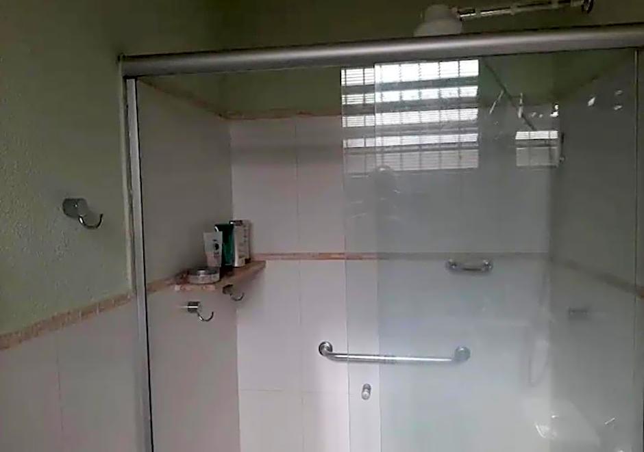 Suíte Aconchegante Jd São Luiz Ótima Localização