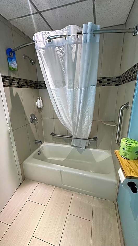 Days Inn by Wyndham Southington