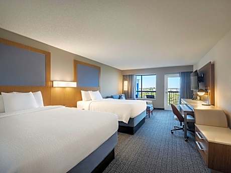 Queen Room with Two Queen Beds with Sofa Bed and Balcony