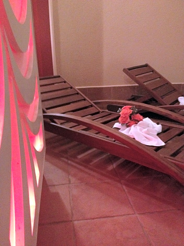 Winslow Infinity Apart Hotel