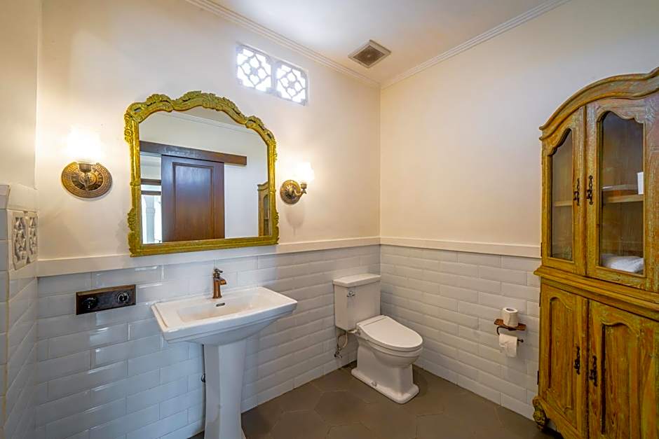 Pitaloka Hotel Sanur By DeWizZ Management