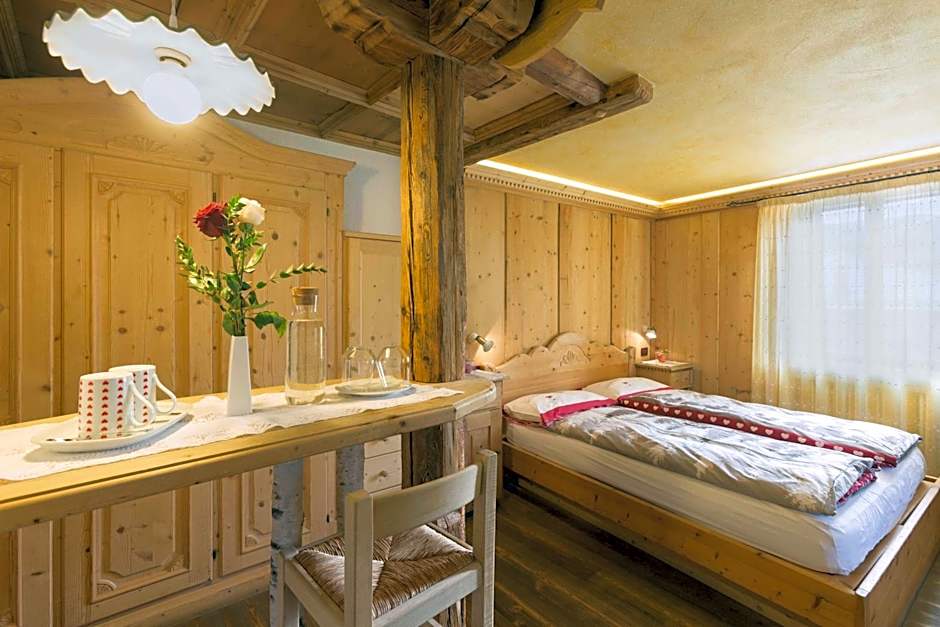Historic Hotel Ristorante La Stua