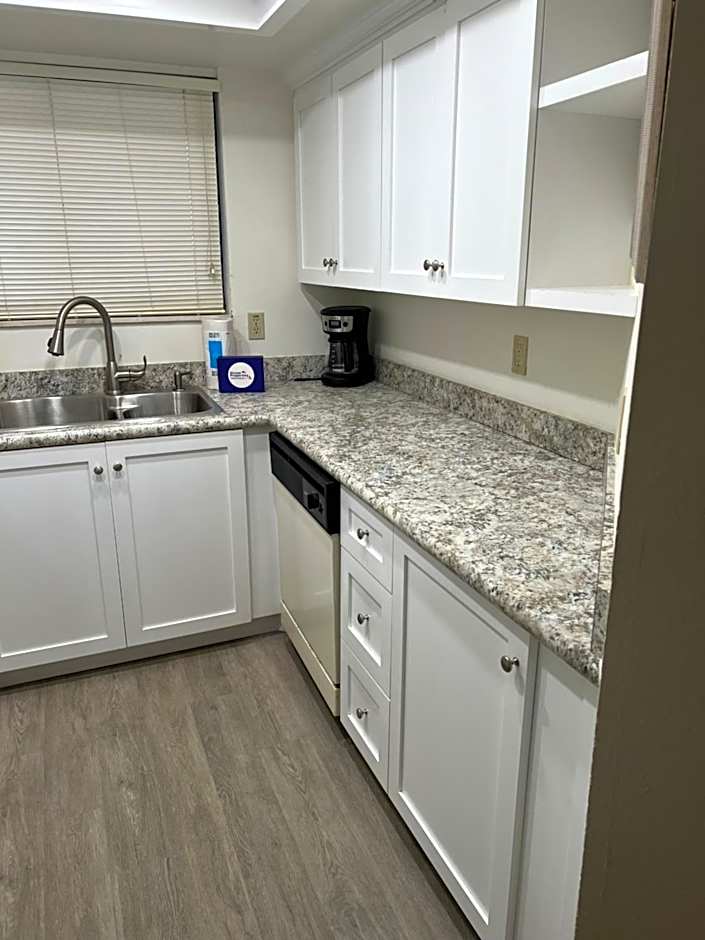 Coastal Condo on the beach at Ocean Trillium #501