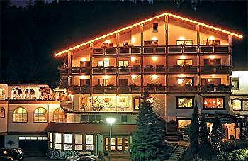Holzschuhs Schwarzwaldhotel