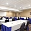 Country Inn & Suites by Radisson, San Jose International Airport, CA