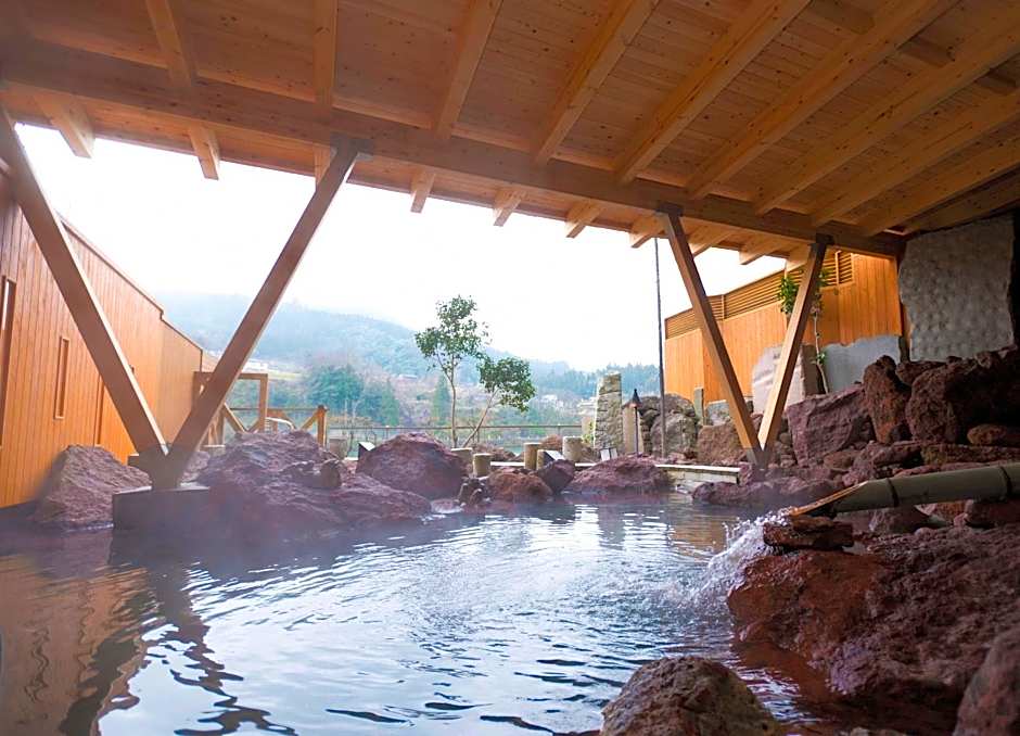 River Retreat Garaku