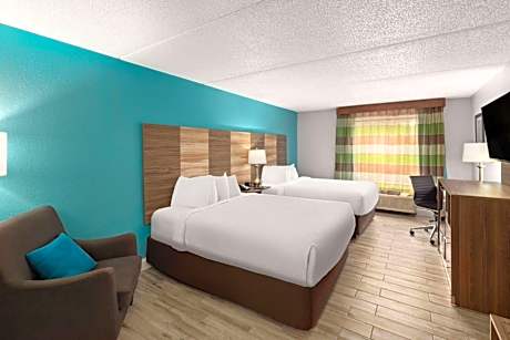 2 Queen Beds Non-Smoking