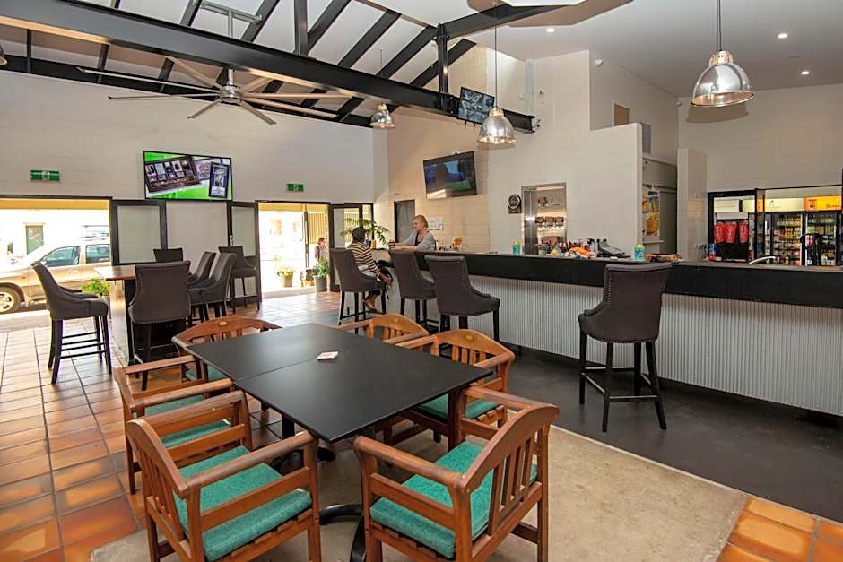 Longreach Most Central Motel