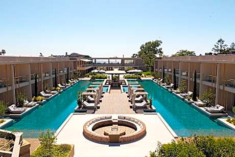 Royal Pearl Island Chios Hotel and Spa