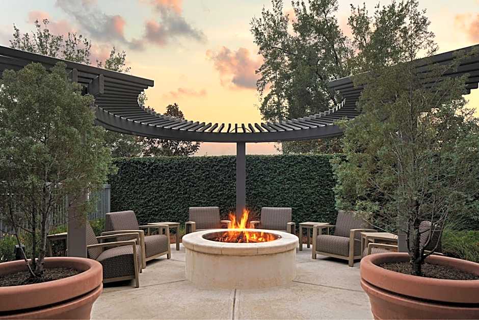 Courtyard by Marriott Charleston Summerville