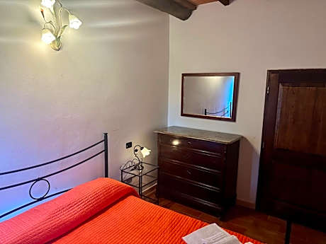 Apartment with Pool View