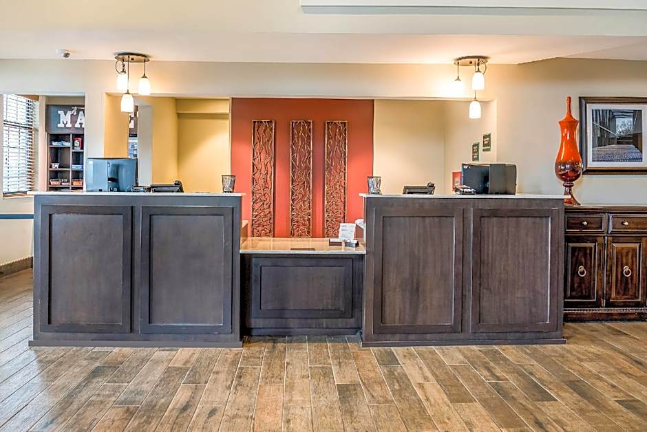 Country Inn & Suites by Radisson, Grandville-Grand Rapids West, MI