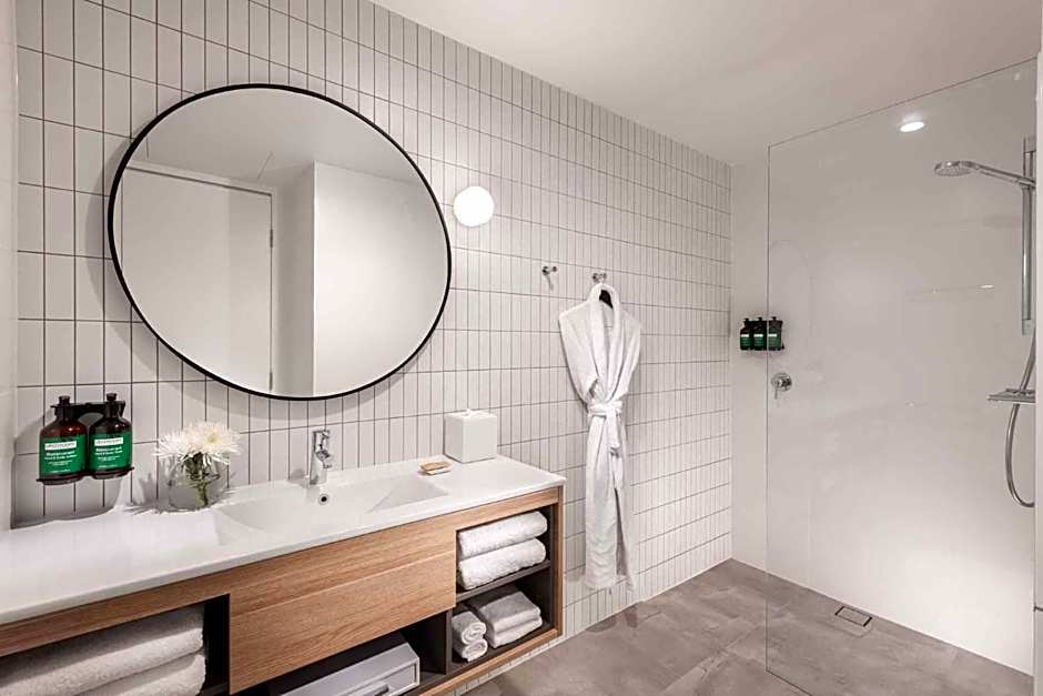 Crowne Plaza Adelaide By IHG