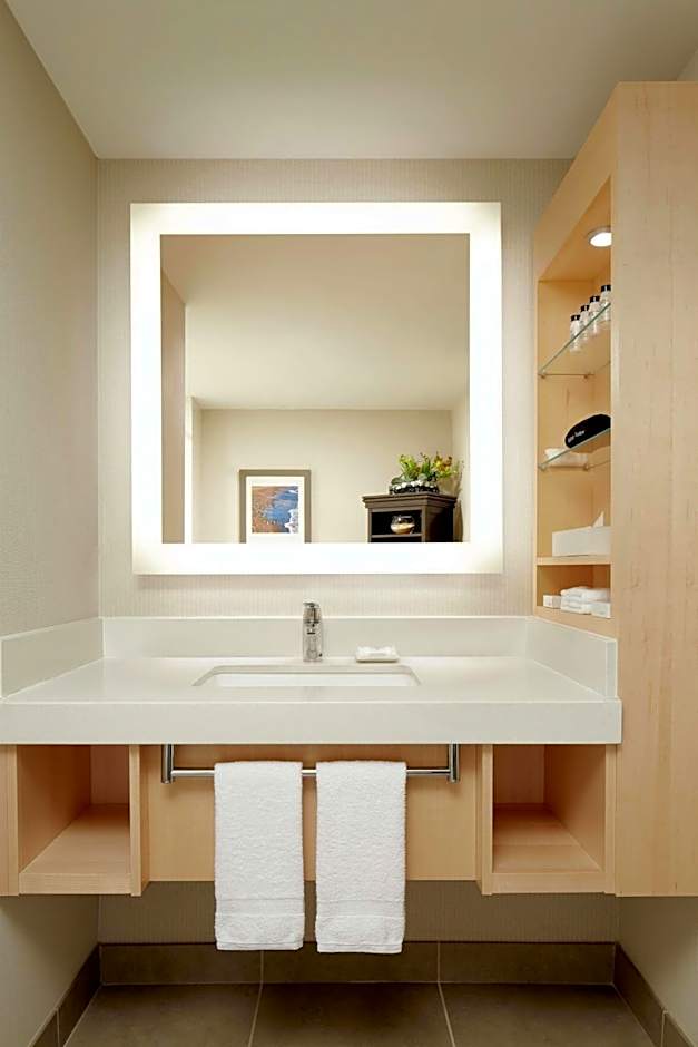 Delta Hotels by Marriott Prince Edward