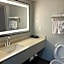 Sky Point Hotel & Suites - Atlanta Airport