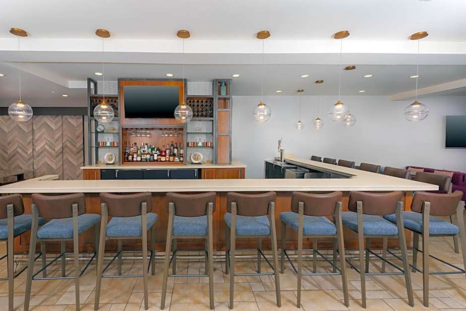 Hilton Garden Inn Wayne