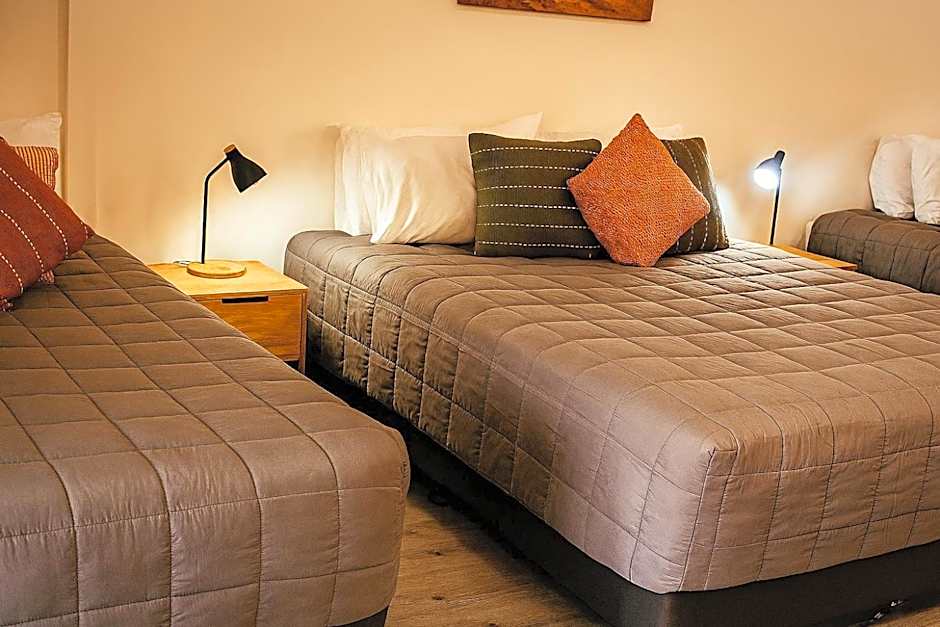 Campbelltown Colonial Motor Inn