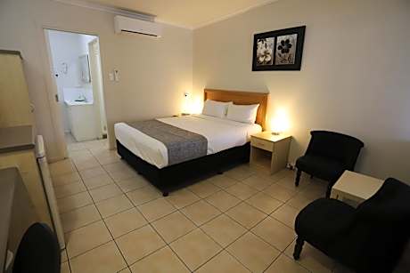 Executive Queen Room