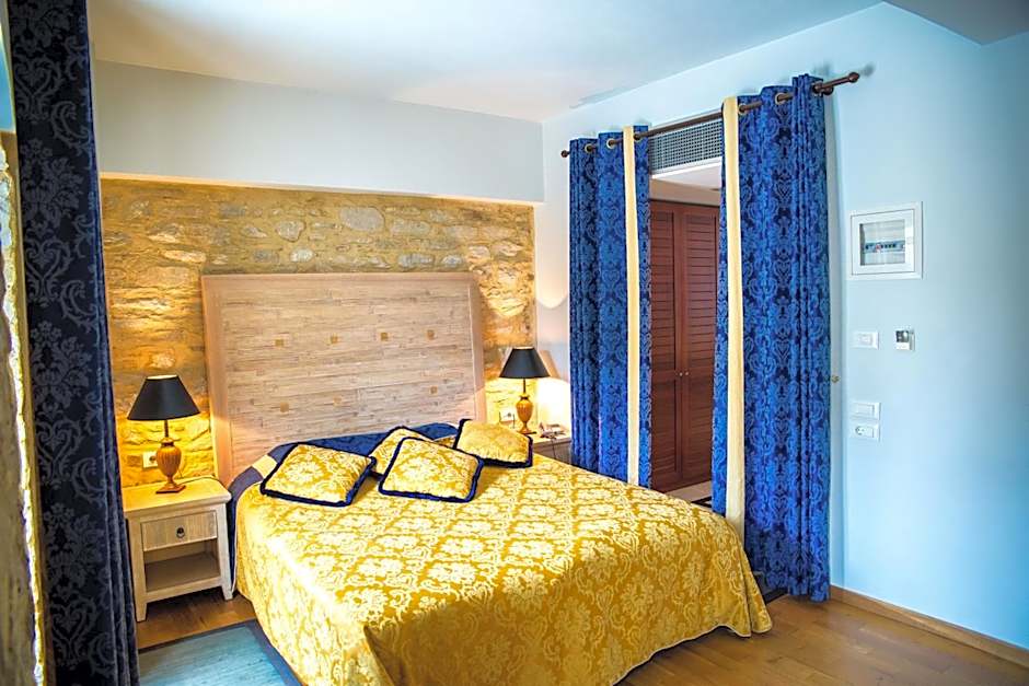 Maritsas Hotel & Suites