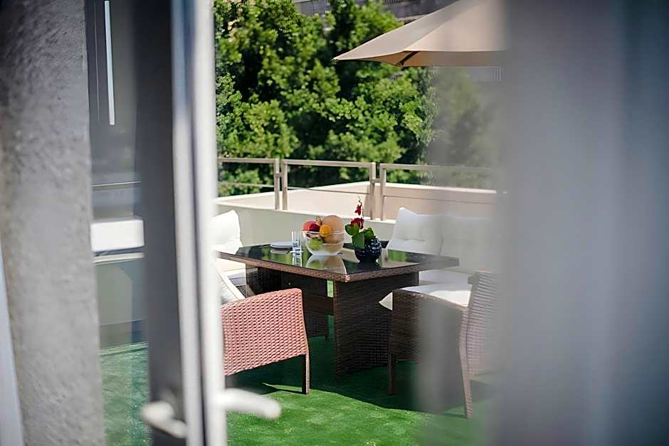 Louis V Hotel Beirut