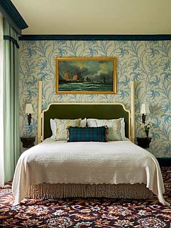Marine Sea View Suite