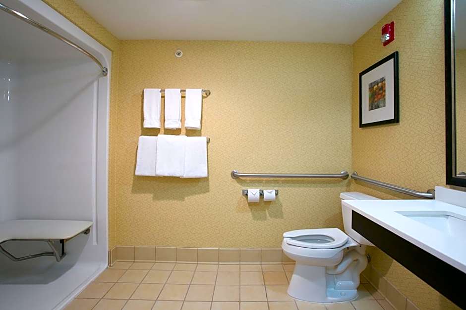 Holiday Inn Milwaukee Airport By IHG