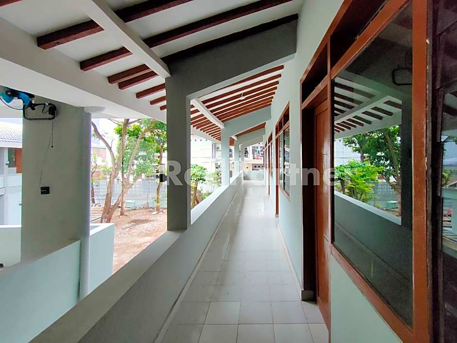 Saijaan Guesthouse UNEJ RedPartner