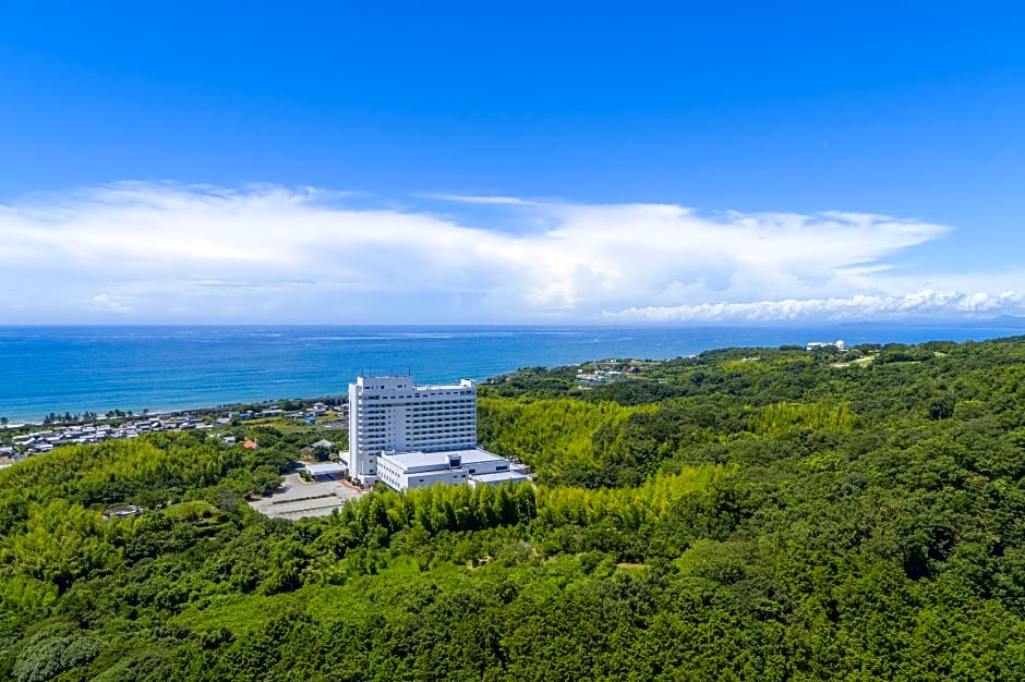 Mercure Kochi Tosa Resort & Spa