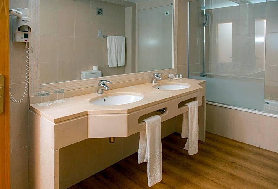 Hotel Covilhã Dona Maria Affiliated by Meliá