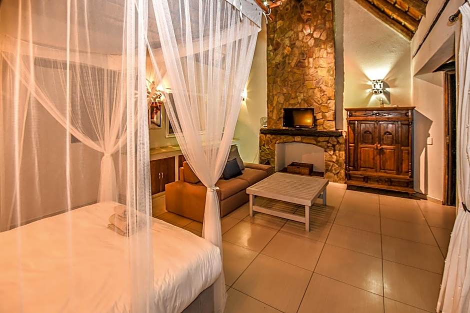 Leopard's Lair Bush Lodge
