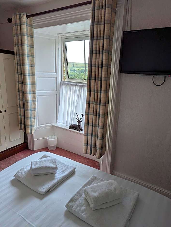 Photo 1 of 5 of Double Room