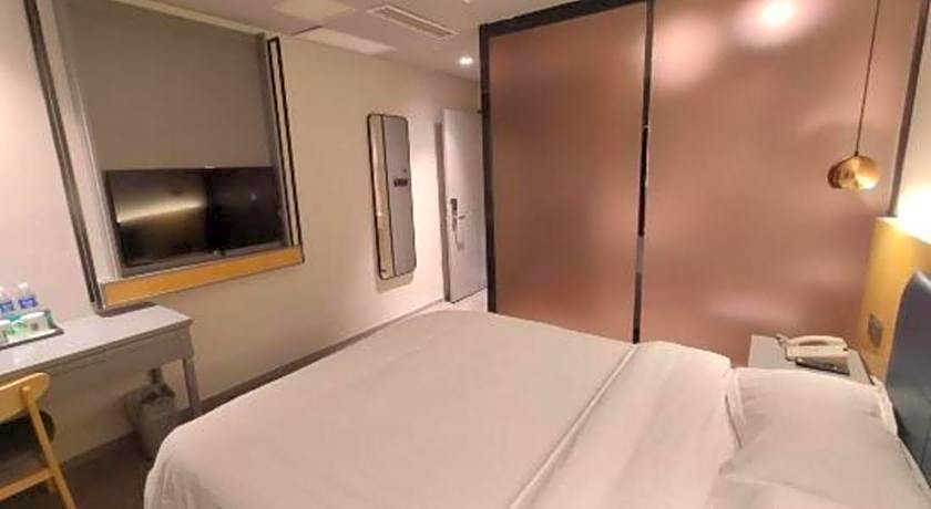 GreenTree Alliance Jiangsu Yangzhou middle Wenchang Road Municipal Government Hotel