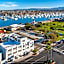 Bay Shores Peninsula Hotel
