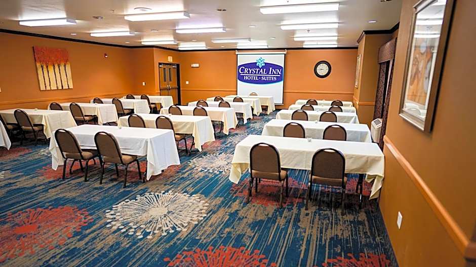 Crystal Inn Hotel & Suites - Midvalley