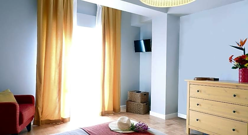 Lisbon Airport Hostel