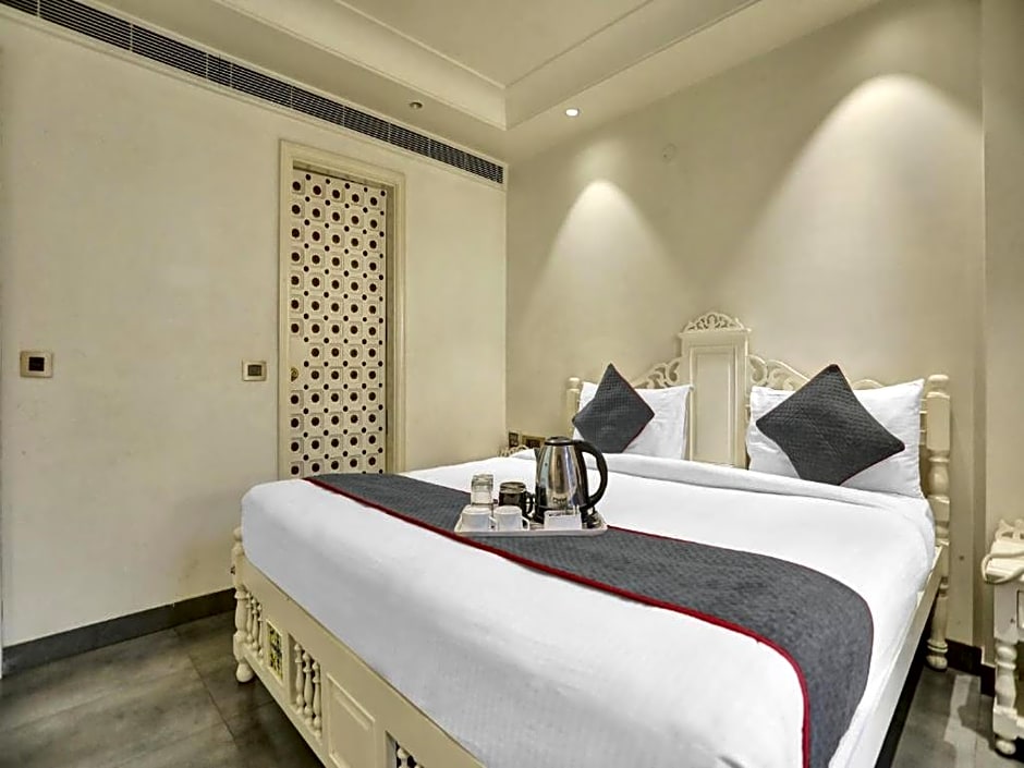 Hotel Pinky Villa - New Delhi Railway Station 
