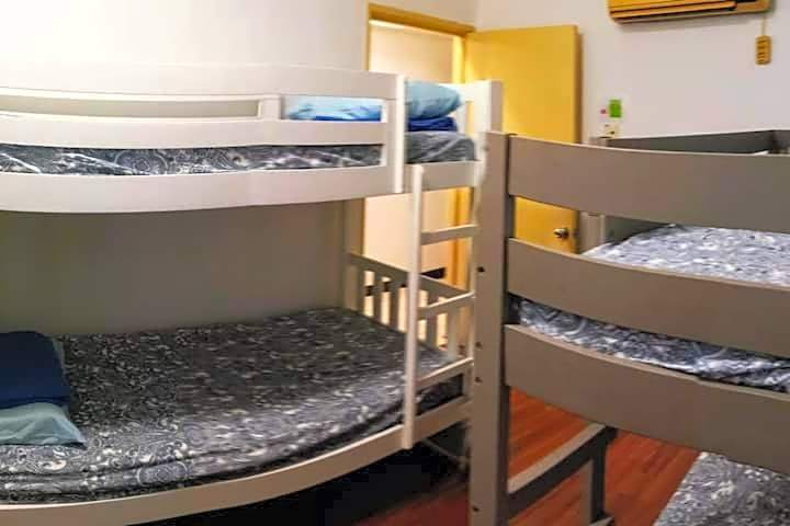 3 Rooms 10 pax VKA near LRT Axiata Bkt-Jalil IMU APU