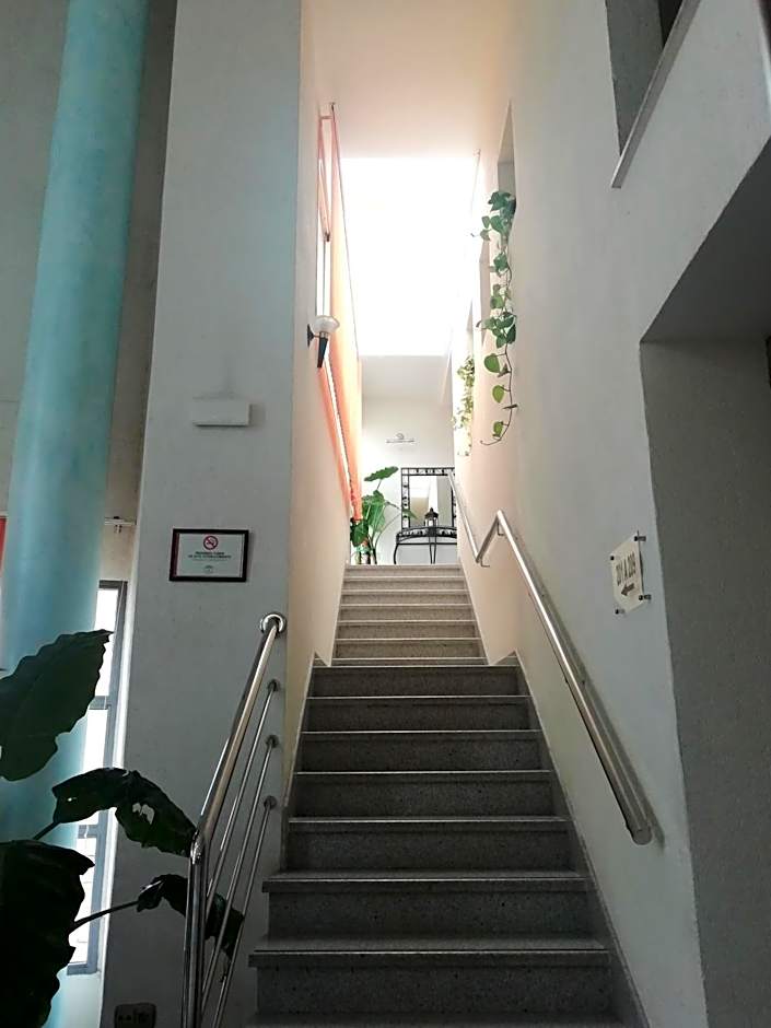 Bayo Lirola Hotel Balisa
