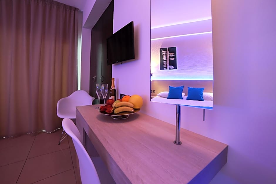 Les Palmiers Beach Boutique Hotel & Luxury Apartments