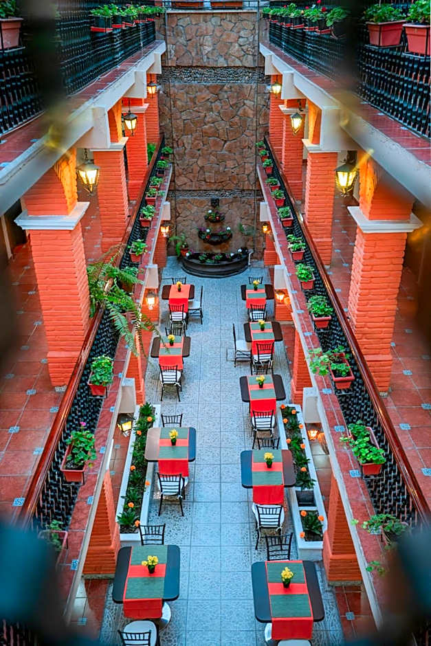 Hotel del Carmen, en el Centro- DESAYUNO Incluido !