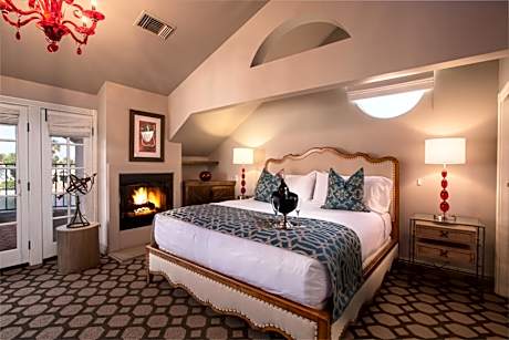 Superior Lake View Room