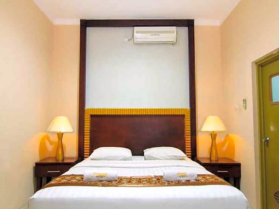 Hotel Signature Mandala Kencana