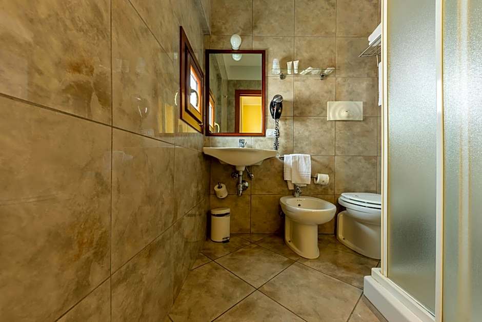 Hotel Ara Solis