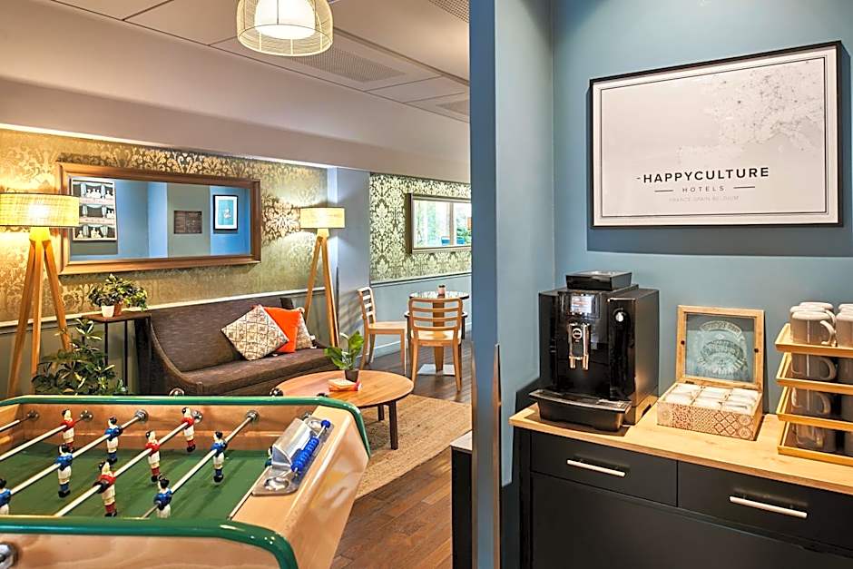 Hotel Magenta 38 by Happyculture