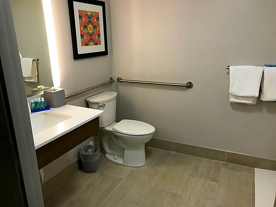 Holiday Inn Express Naples South - I-75 By IHG