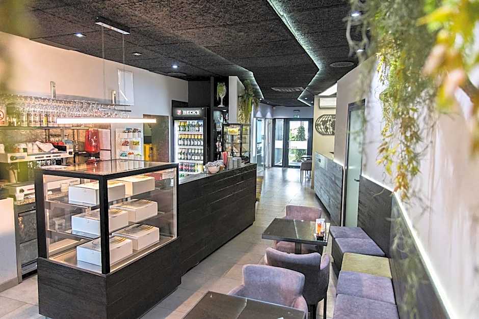 Hotel Cool Zagreb Airport