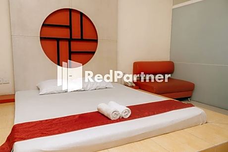 Pits Hotel Mitra RedDoorz near Atom Mall