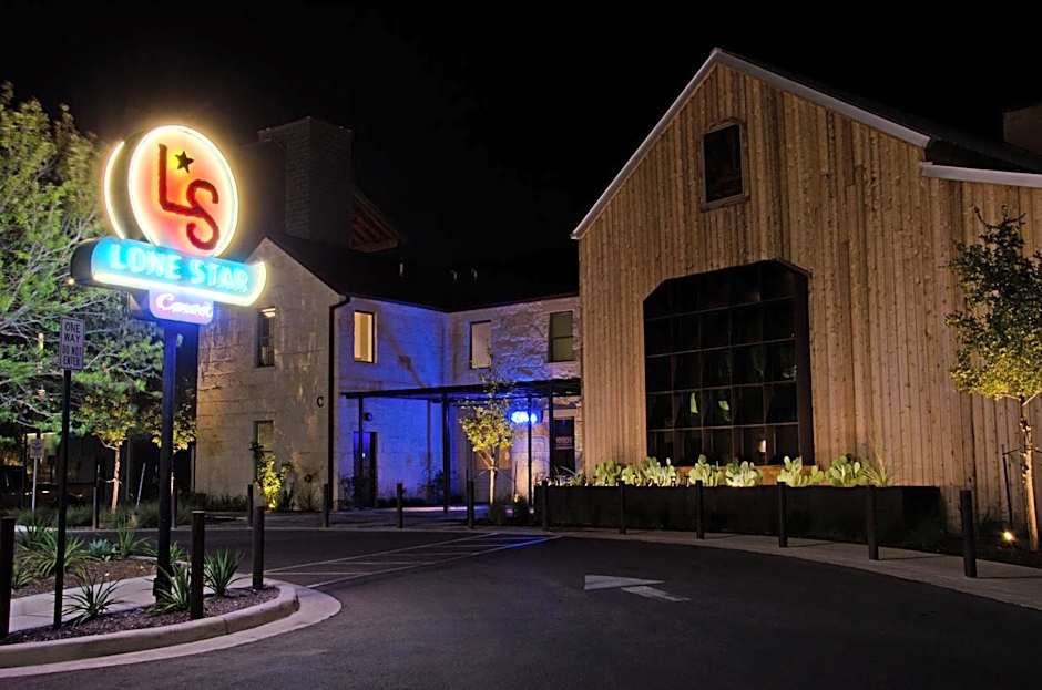 Lone Star Court, by Valencia Hotel Group