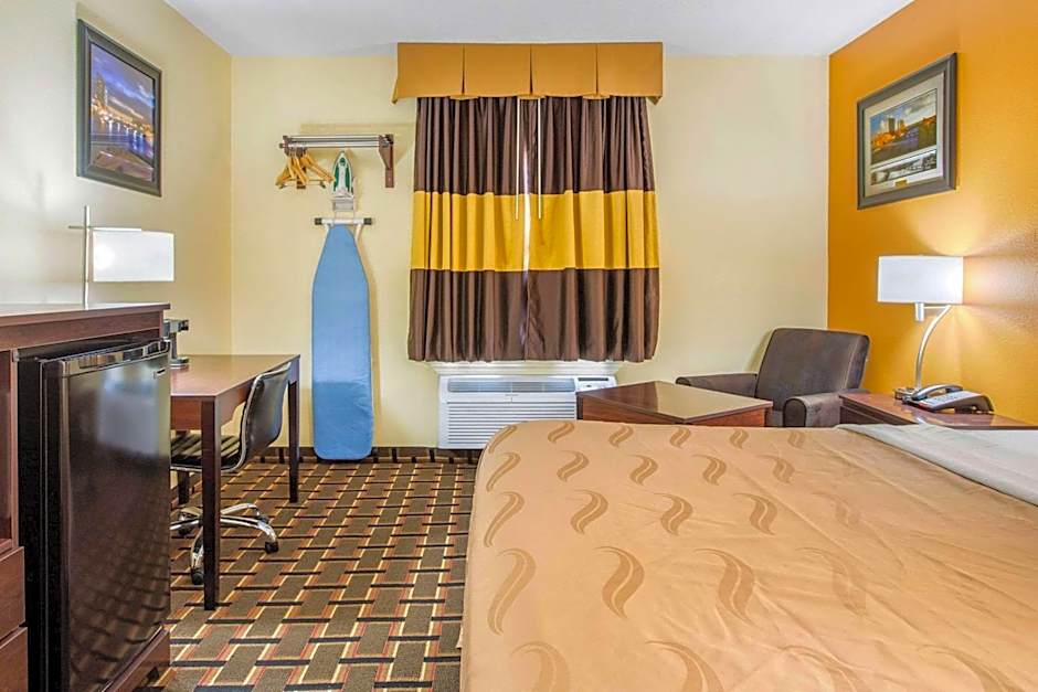 Quality Inn Grand Rapids Near Downtown